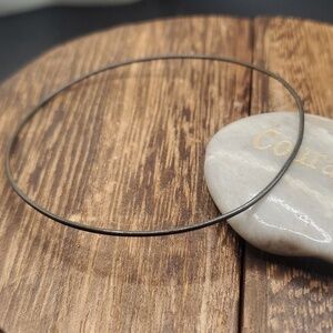B2922 thin simplistic bracelet bangle